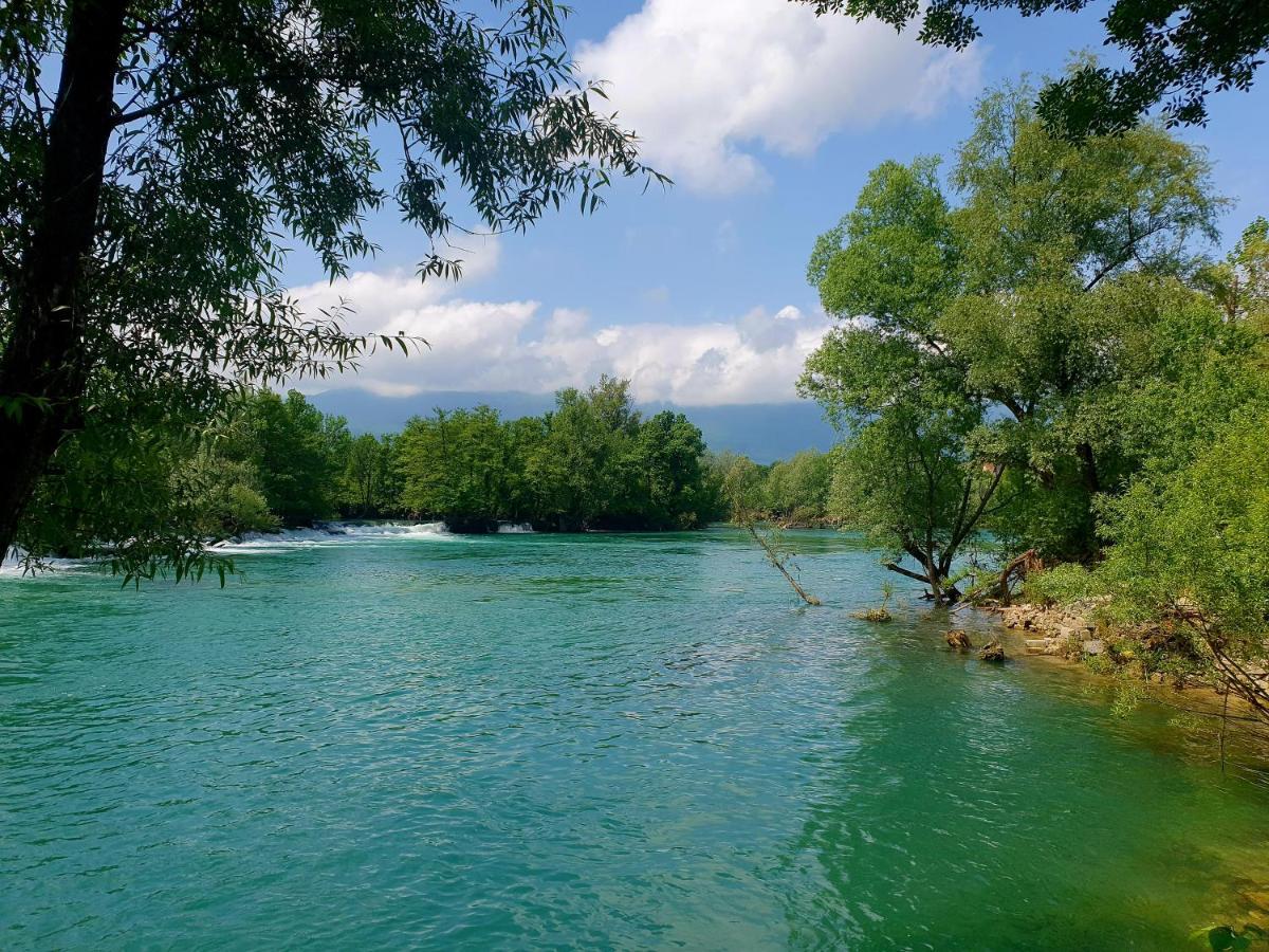 Holiday Home Waterfall View Bihac Exterior photo